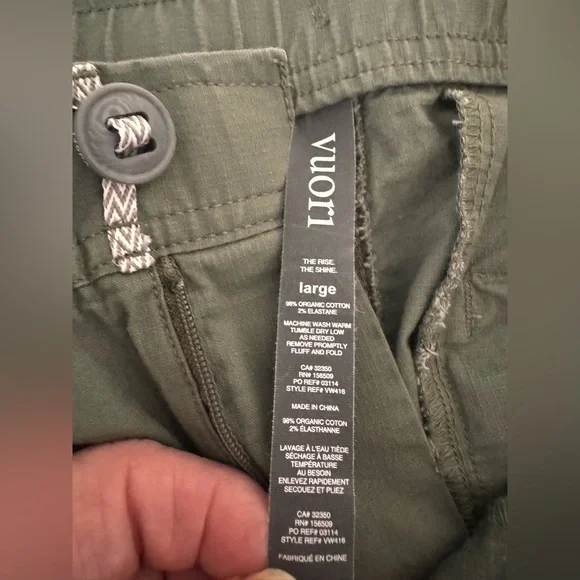 VUORI Women's Ripstop Wide Leg Cropped Pants Army Green Size Large EUC VW416 - Picture 6 of 12